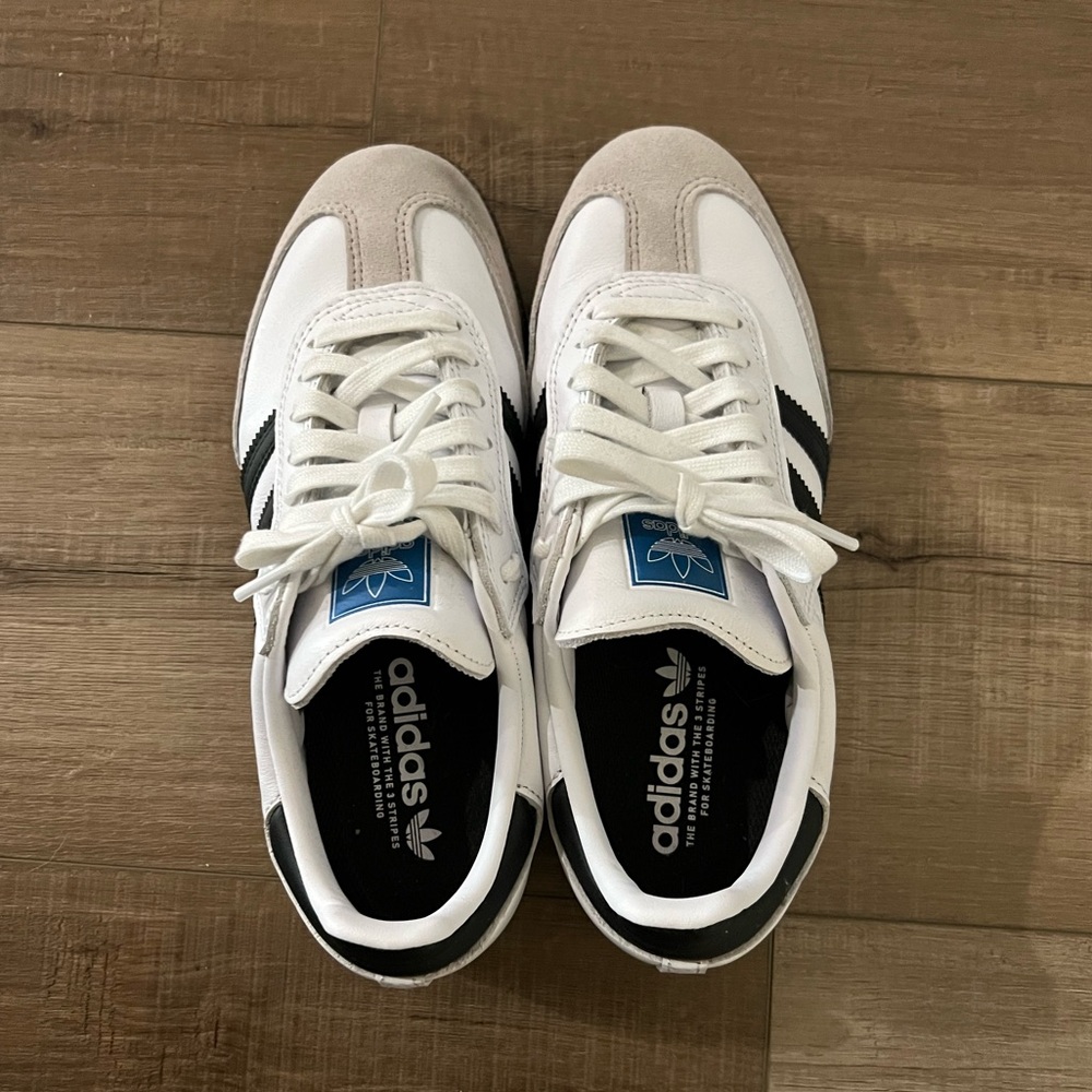 Adidas Sambas White and Black Sneakers Women’s Size 7
